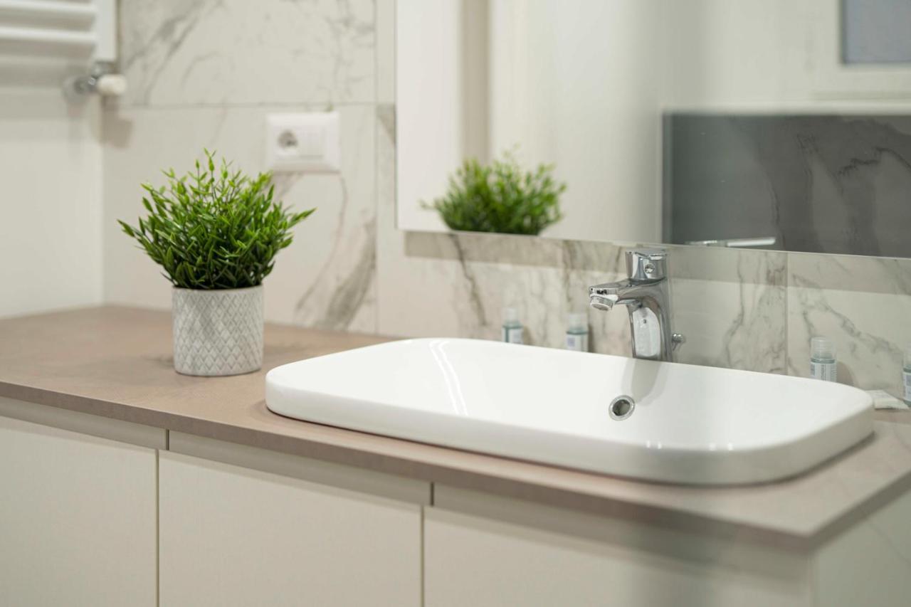 Piazza Pio Suite Home روما المظهر الخارجي الصورة